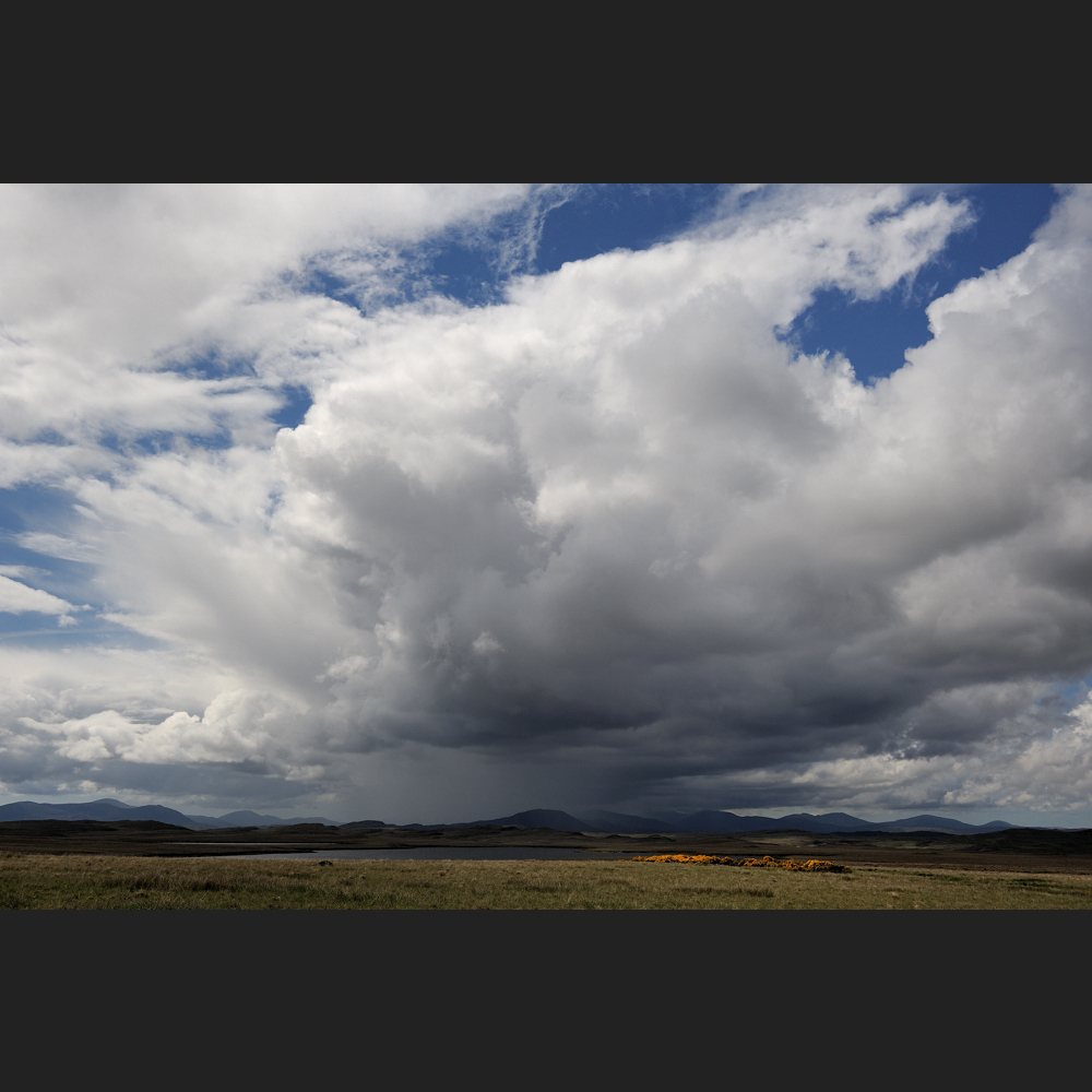 *Thunderstorm over North - Harris*