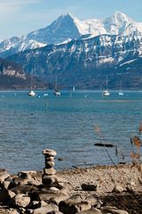 Thunersee mit Eiger und Mönch | Berner Oberland