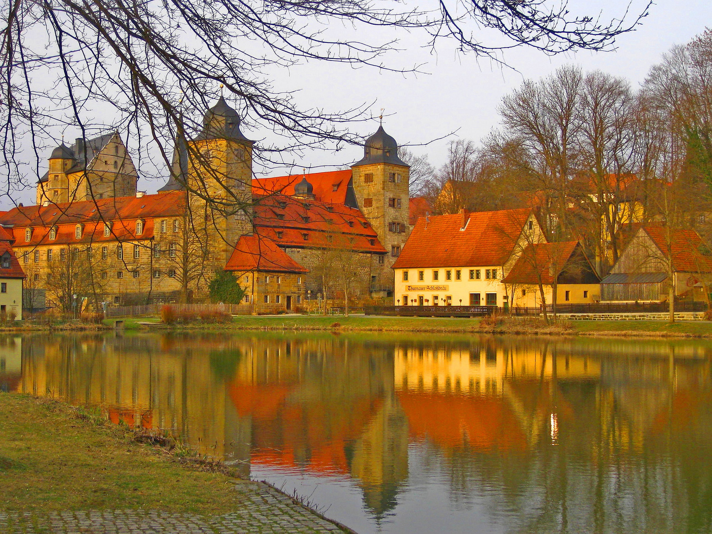 Thurnauer Schloss und Schlossweiher