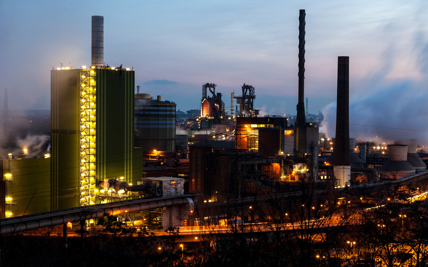Thyssen Krupp Stahlwerk Duisburg Foto & Bild | architektur, industrie