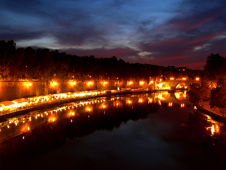 Tiber, nachts bei 31°C by bluecarpet 