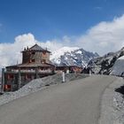 Tibet Hütte