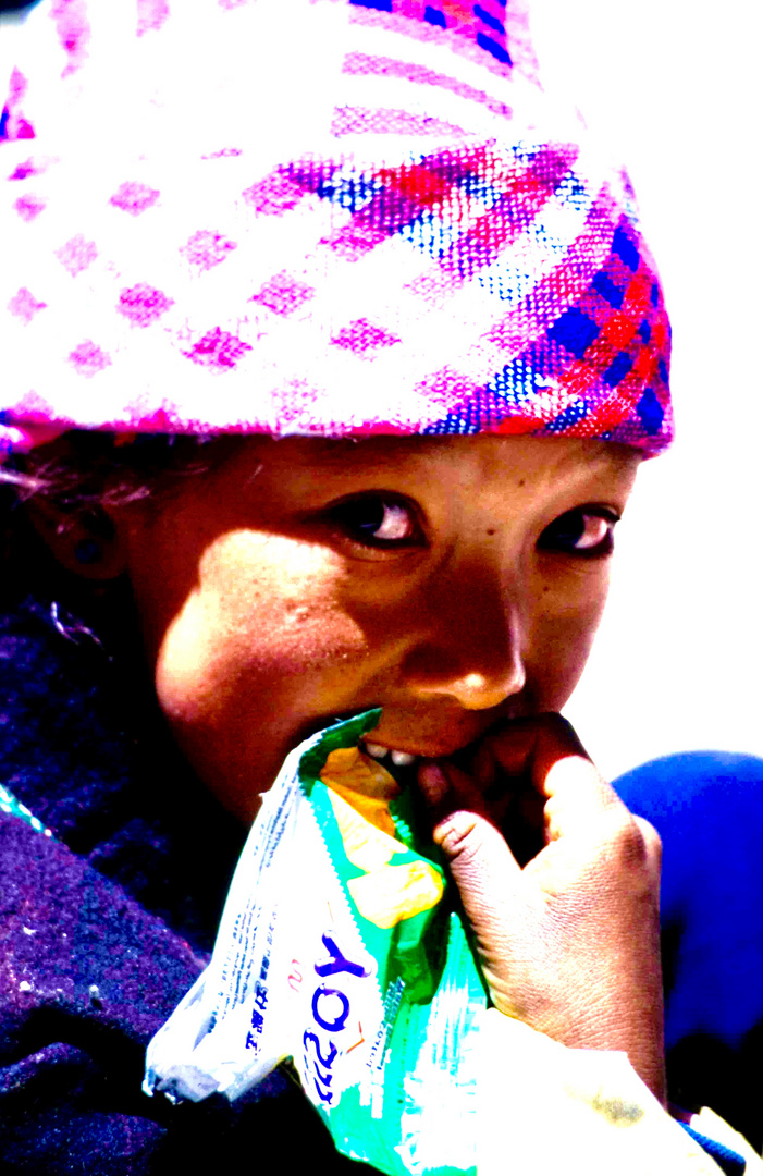 Tibetan girl chew