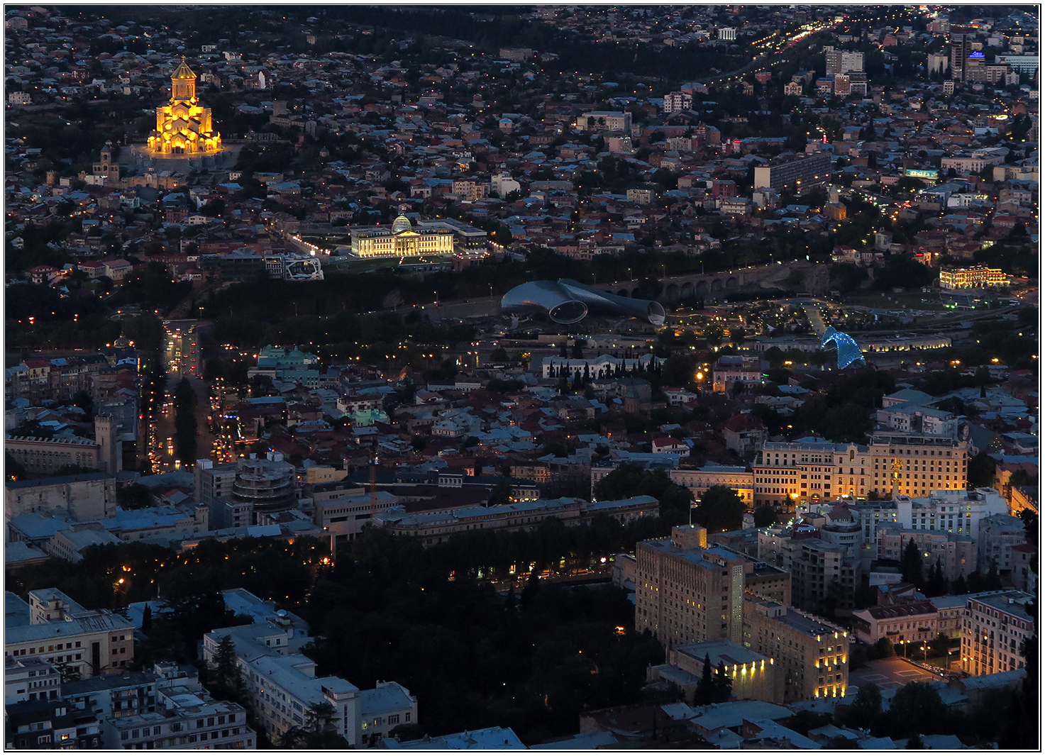 Tiblissi at night