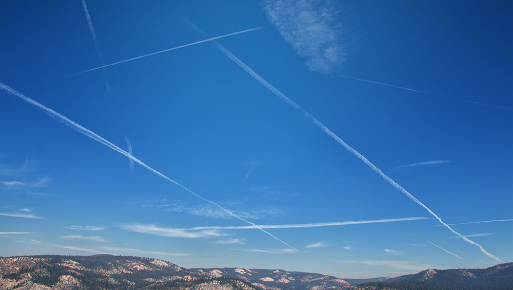 Tic-Tac-Toe (Chemtrail Version)