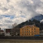 Tief hängende Wolken Tirol