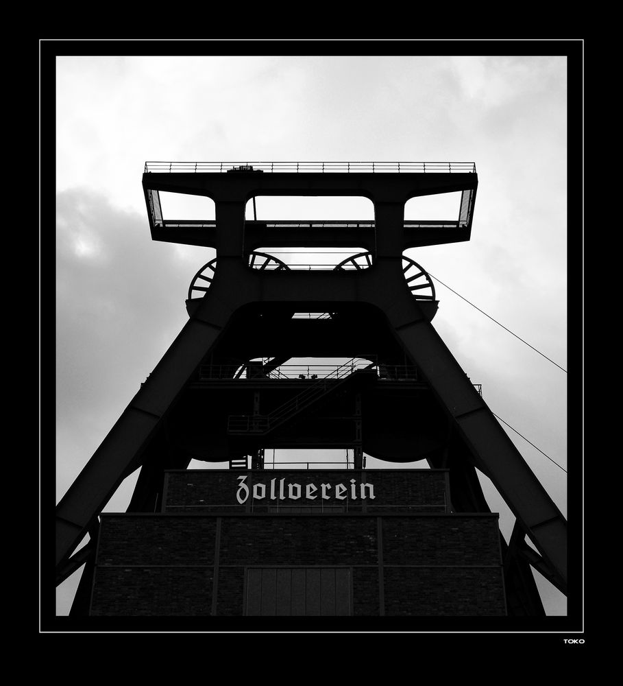 tief im Westen.. Foto & Bild architektur, motive Bilder auf
