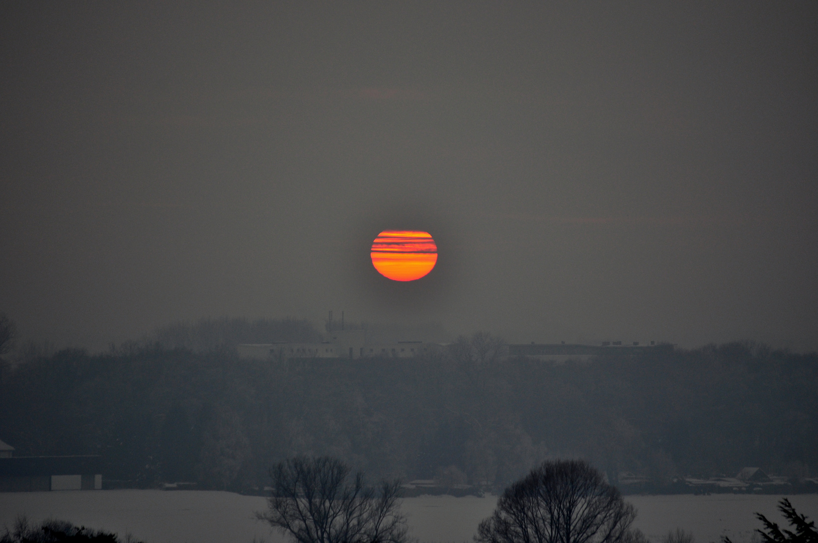 Tief im Westen... Sonnenuntergang der besonderen Art!!!