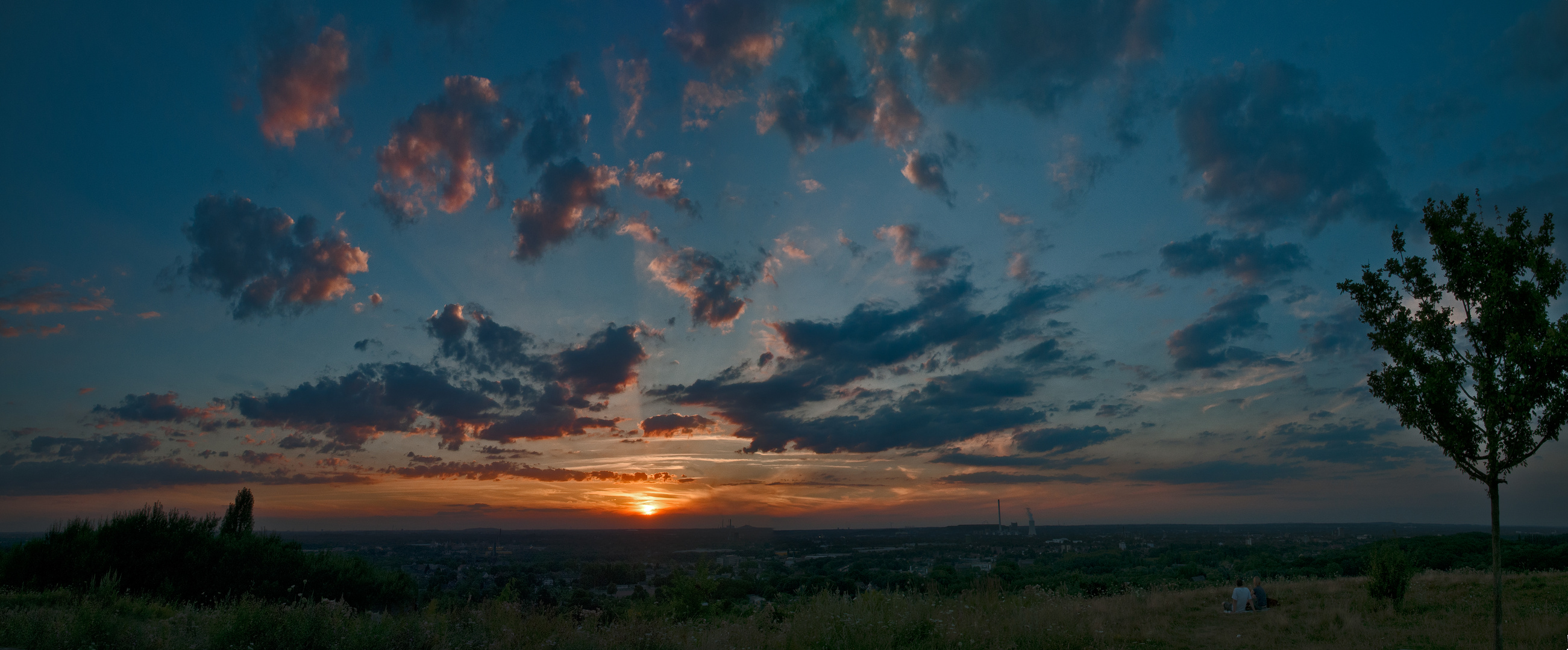 Tief im Westen,wo die Sonne verstaubt,ist es besser,viel besser, als man glaubt.