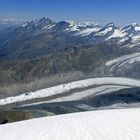 Tiefblick auf den Gornergrat und -gletscher