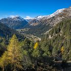 Tiefblick von Maloja Richtung Bergell