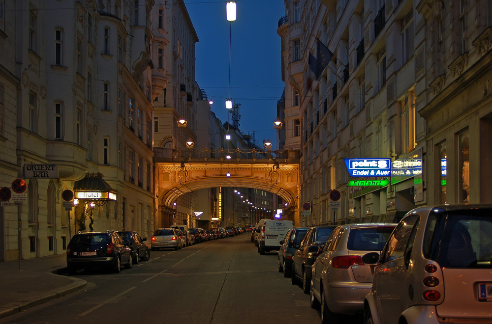 Tiefer Graben und Hohe Brücke