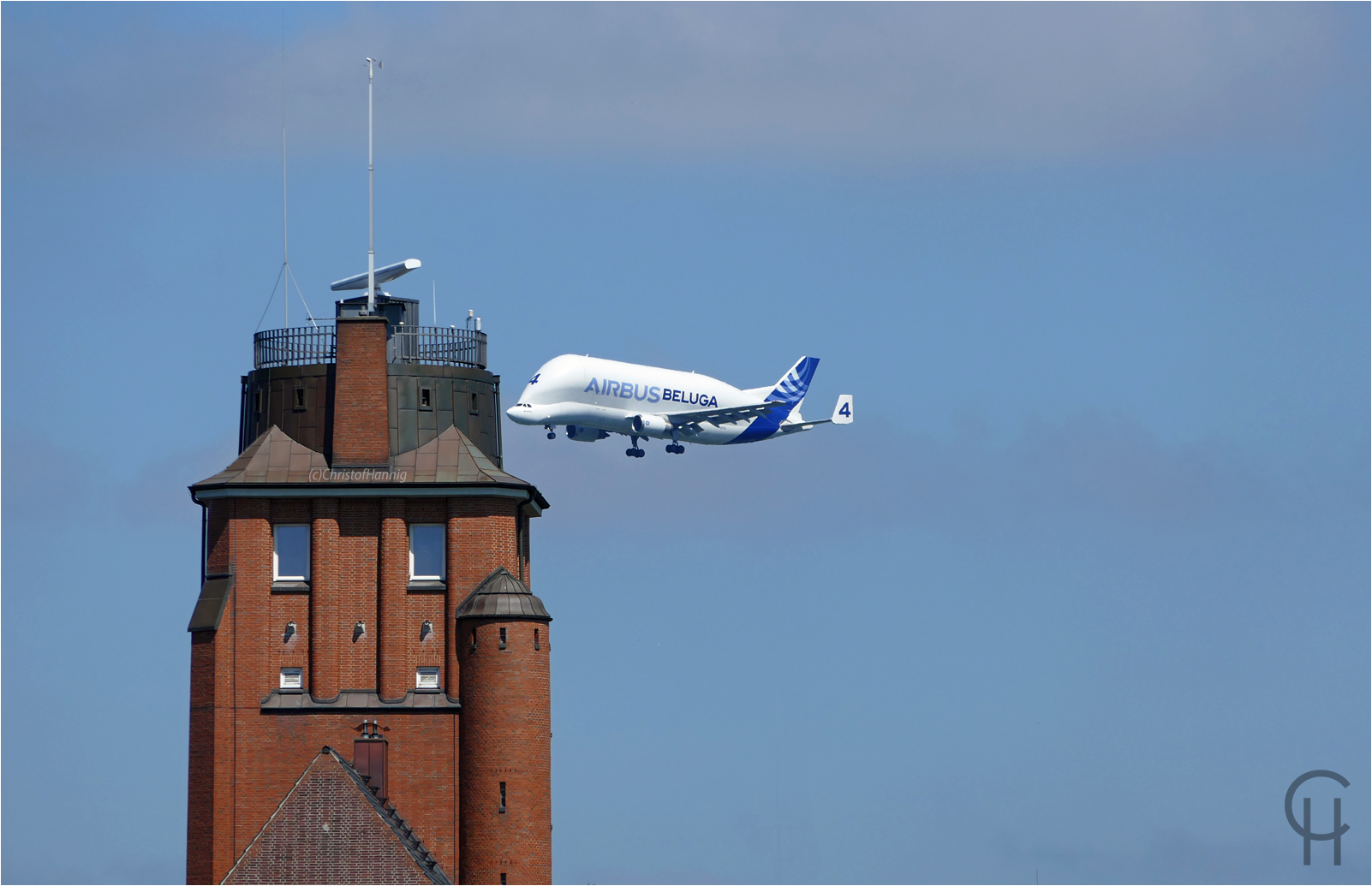 Tiefflug Airbus Beluga A300-600ST