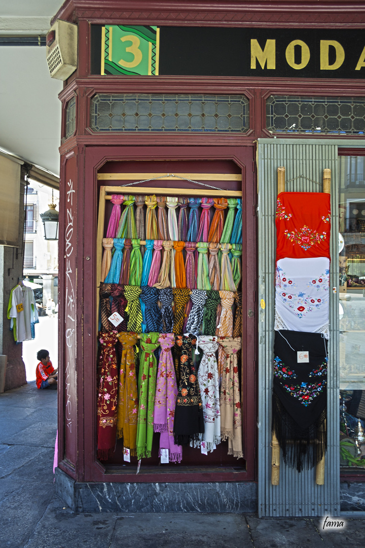 Tienda Típica del Madrid de los Austrias, Plaza de Sta. Cruz