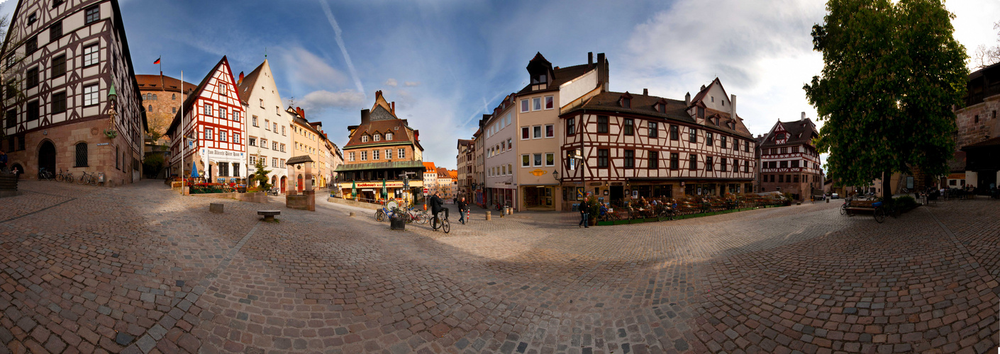 Tiergärtner Tor und Albrecht Dürer Haus Nürnberg 180 Grad ...