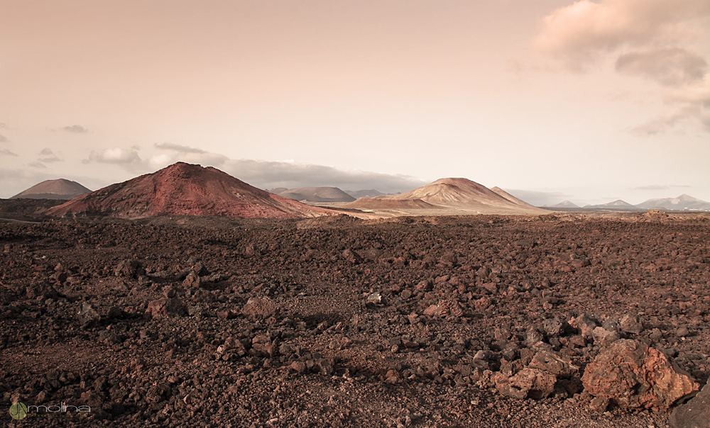 TIERRA DE VOLCANES