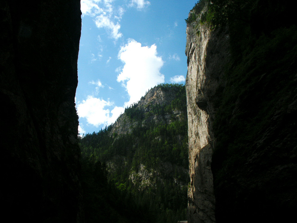 Tierras de leyenda, Paso de Bicaz