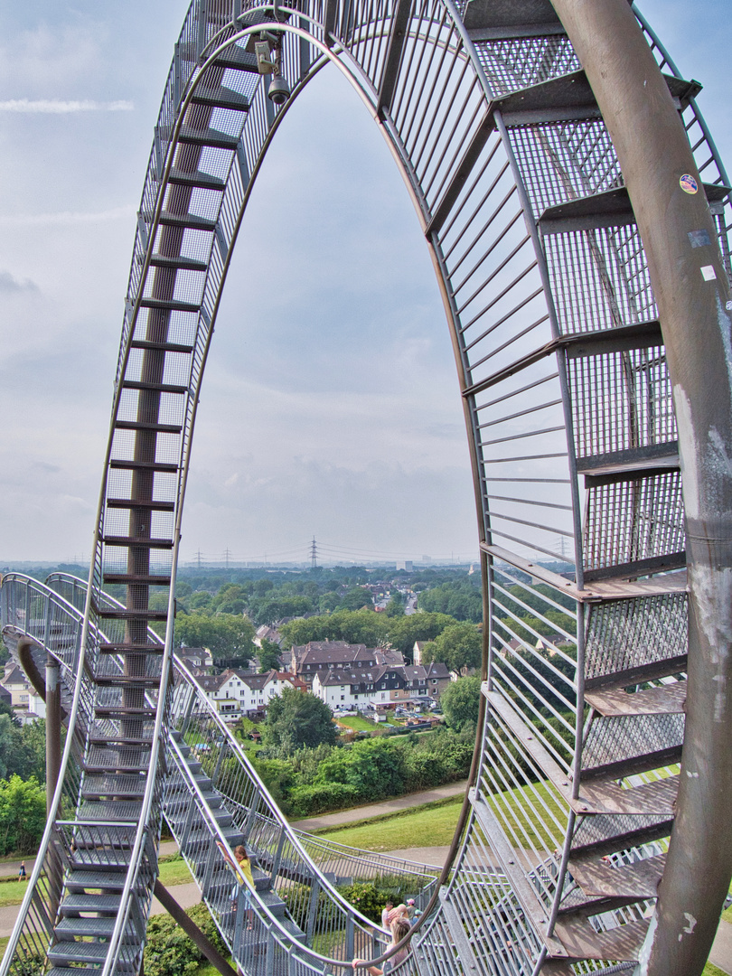 Tiger and Turtle - mit Durchblick