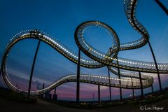 Tiger & Turtle III: Auf dem Magic Mountain mit Blick auf Duisburg