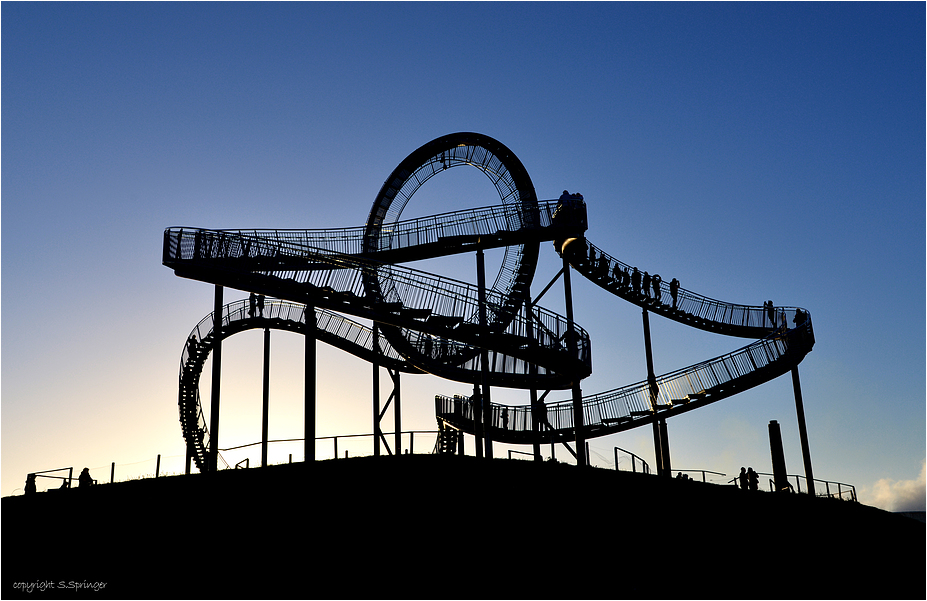 Tiger & Turtle Magic Mountain (2)