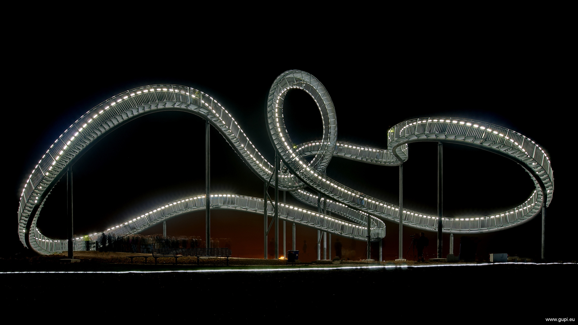 Tiger & Turtle - Magic-Mountain