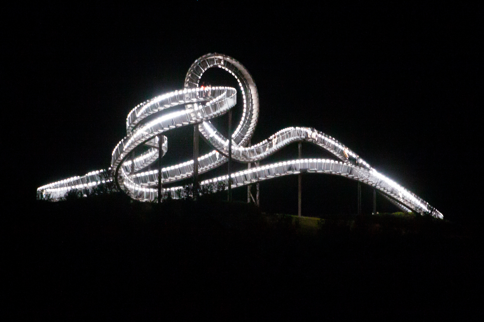 Tiger & Turtle - Magic Mountain