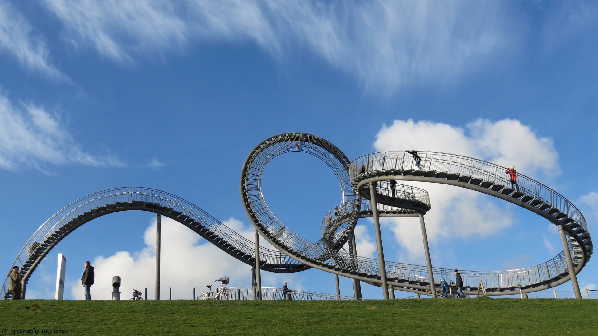 Tiger & Turtle - Magic Mountain 