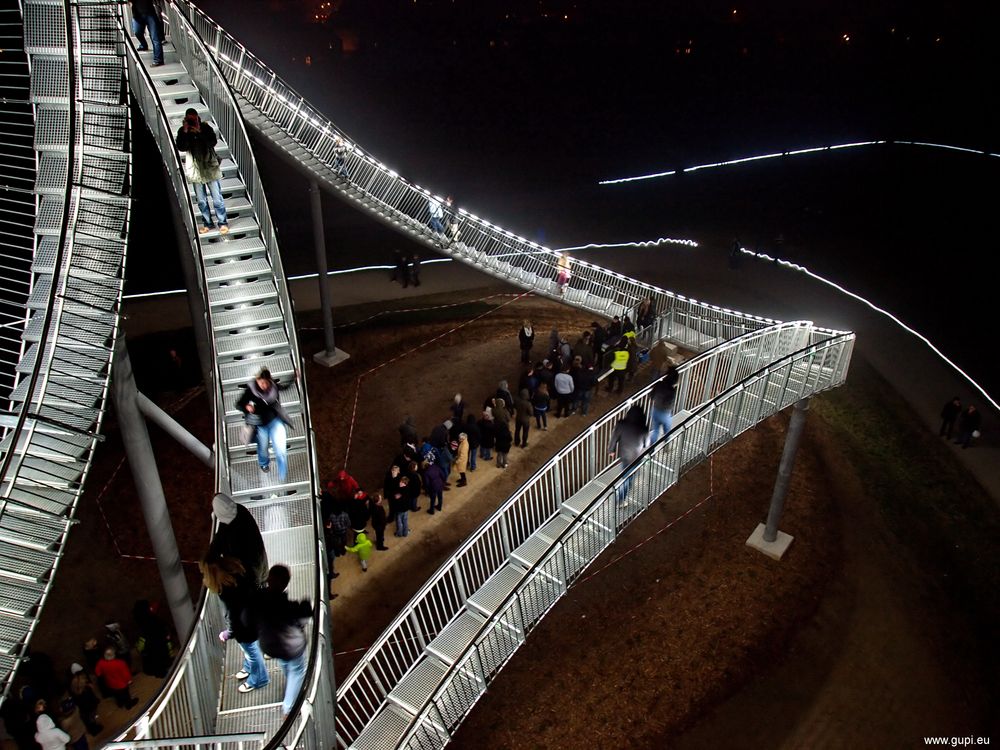 Tiger & Turtle - Magic-Mountain - IV