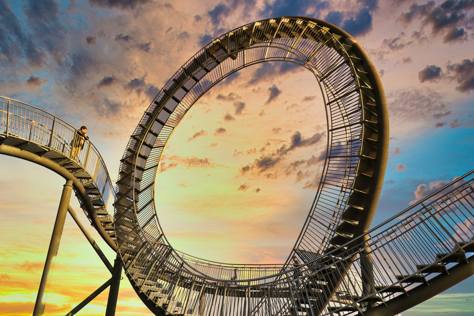 Tiger und  Turtle Magic Mountain