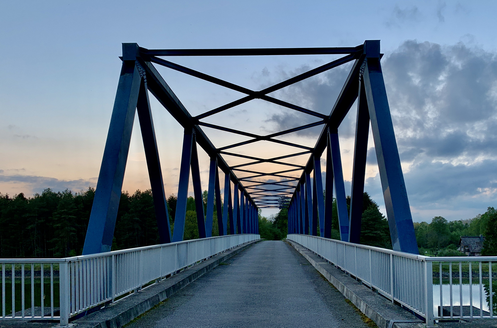 "Tigerkäfig"  im Abendlicht 