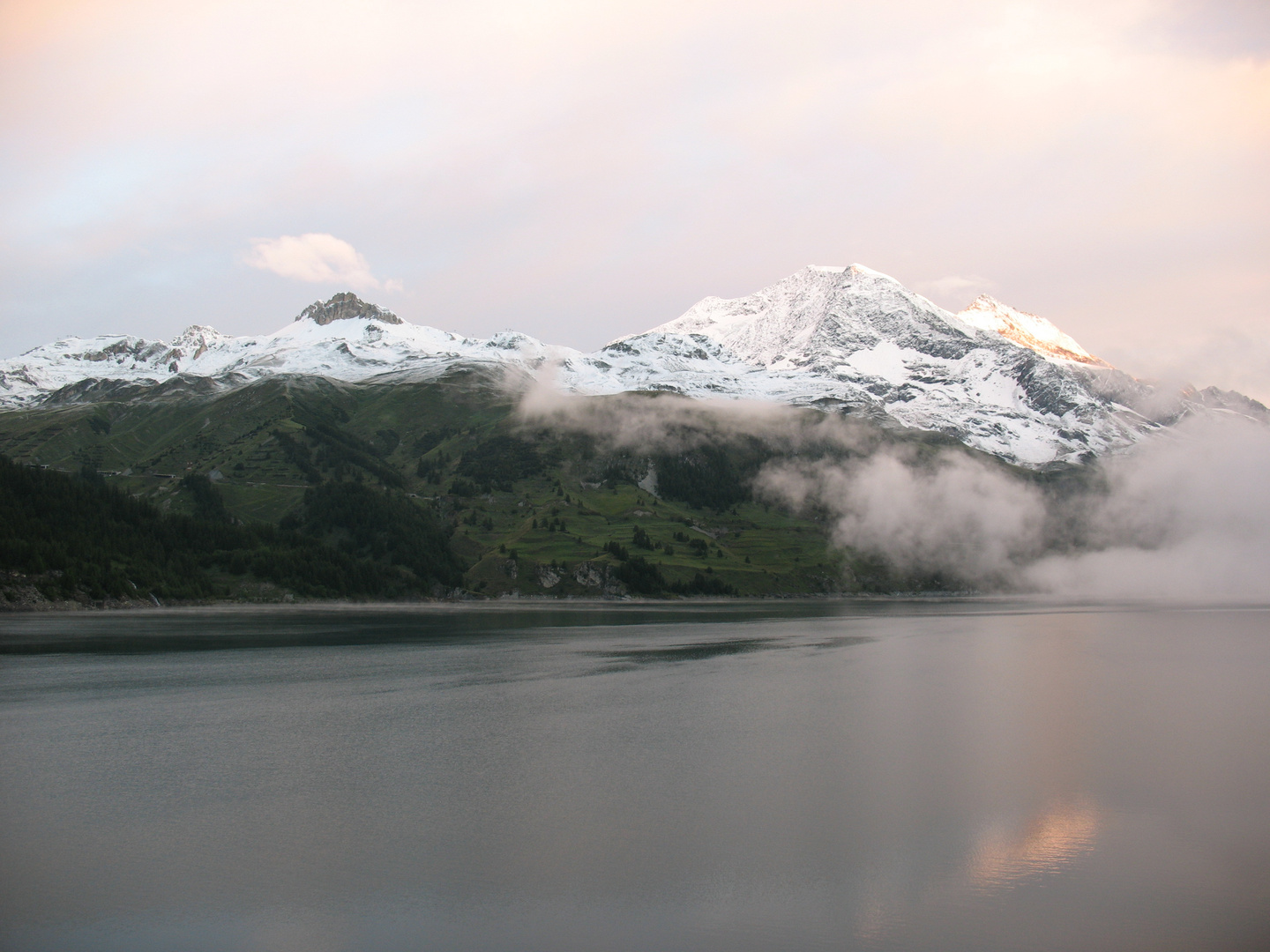 Tignes all'alba