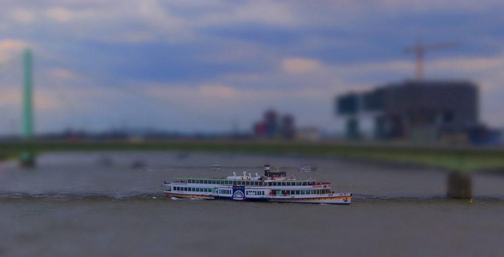 TiltShift am Rhein