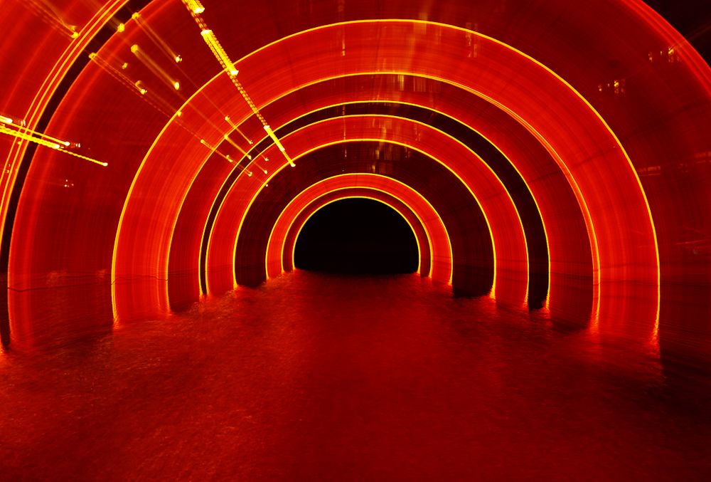 Time tunnel