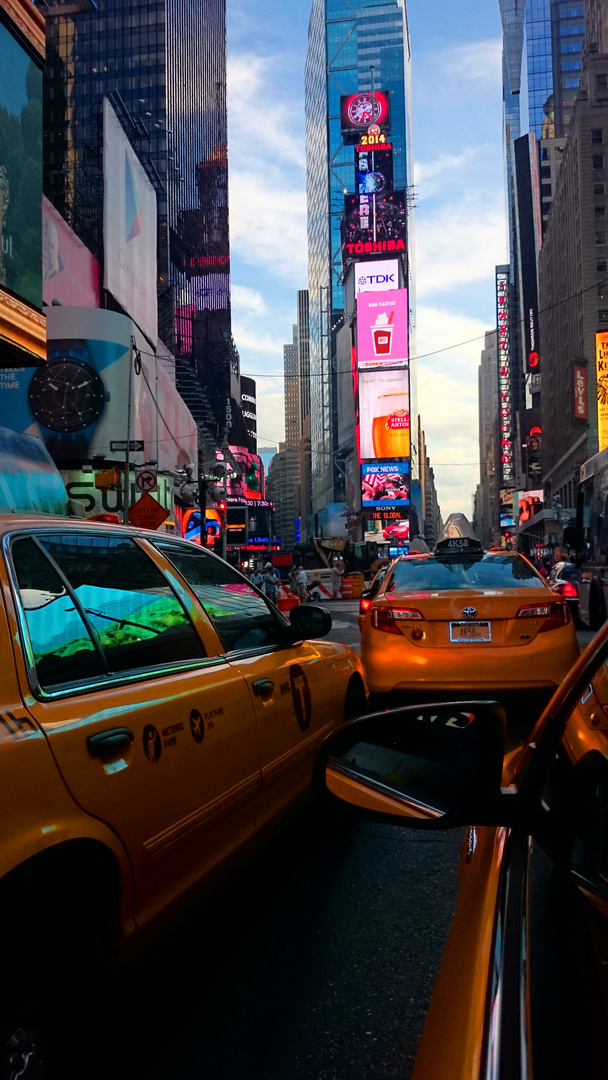 times square taxis