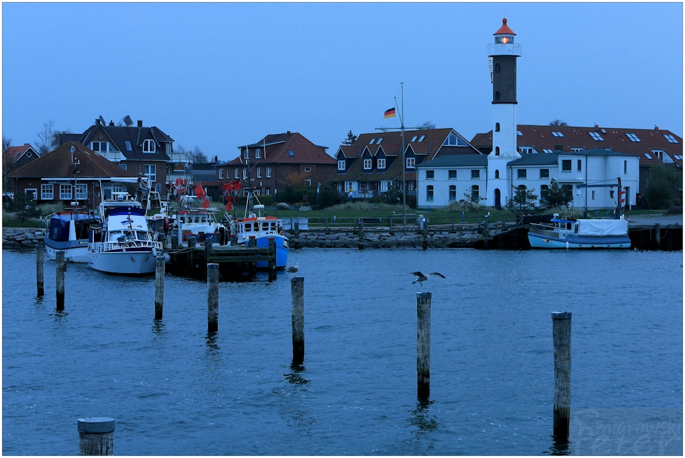 Timmendorfer Hafen mit Leuchturm