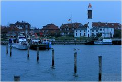 Timmendorfer Hafen mit Leuchturm