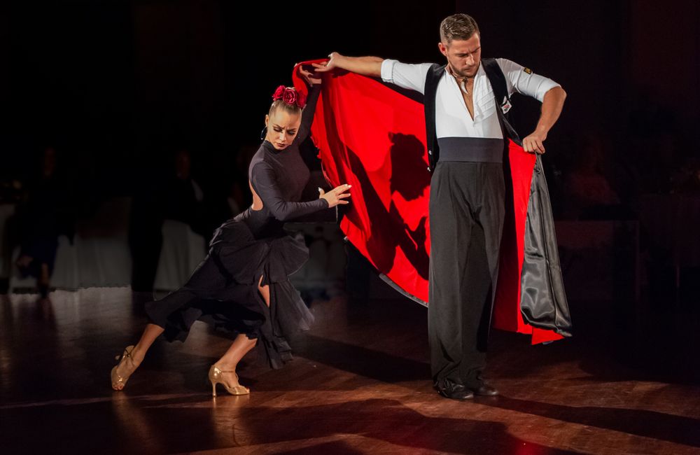 Timur Imametdinov & Nina Bezzubova beim Paso Doble