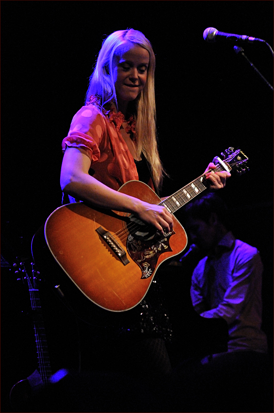 Tina Dico _ 01