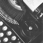Tina Modotti, La macchina da scrivere di Mella, 1928