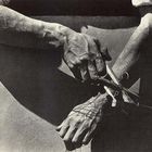 Tina Modotti, Le mani del burattinaio, 1929