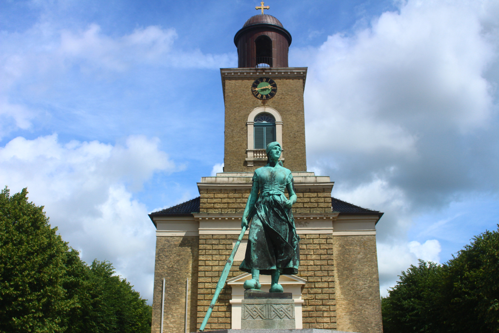 Tine Statue Husum