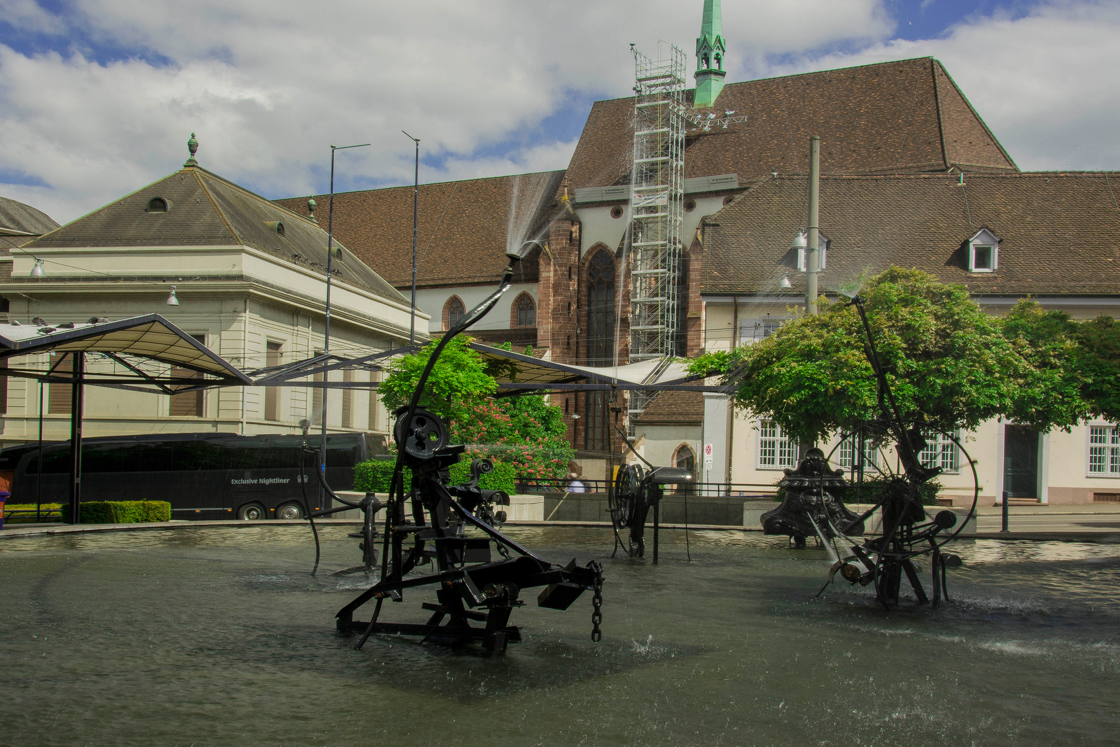 Tinguely Brunnen