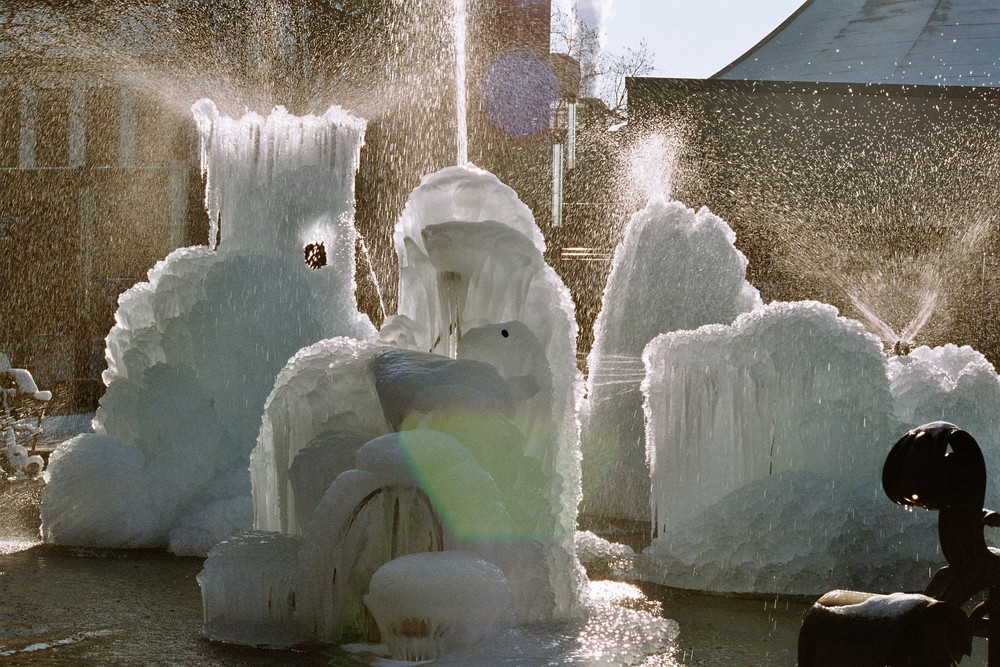 Tinguely Brunnen II