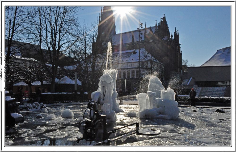 Tinguely-Brunnen in Basel ....