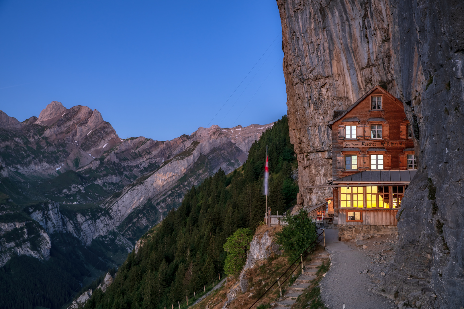 Tiny House in the alps