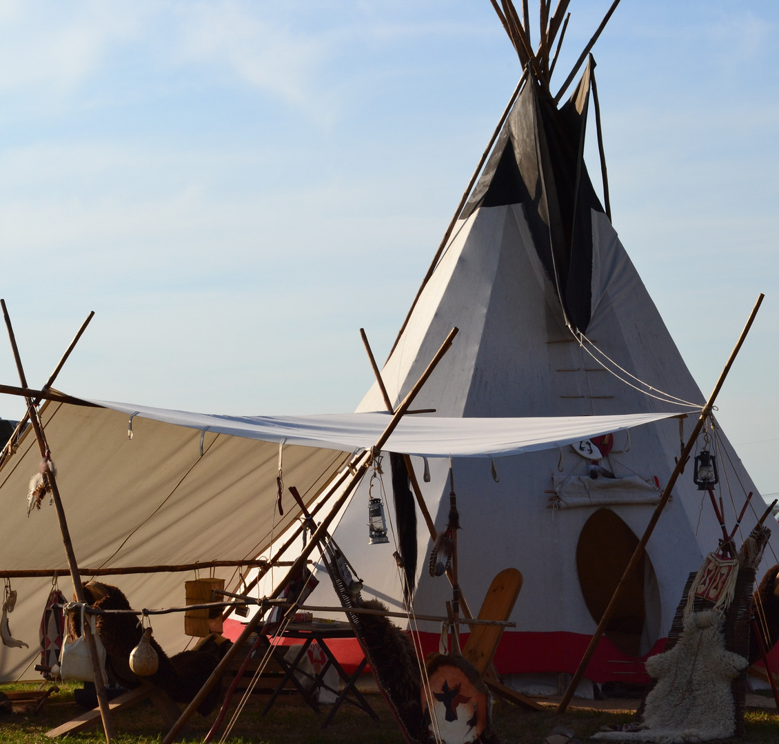 Tipi in der Sonne