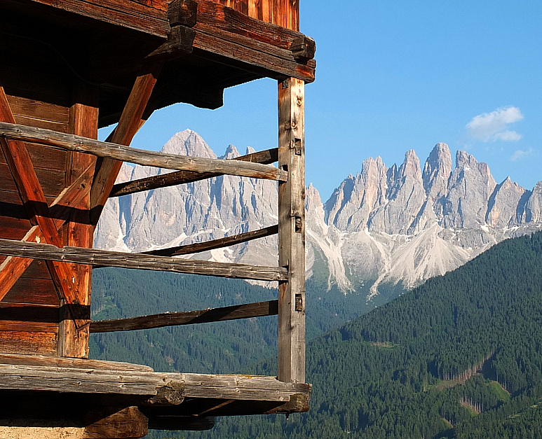 Tiroler Holzbaukunst...