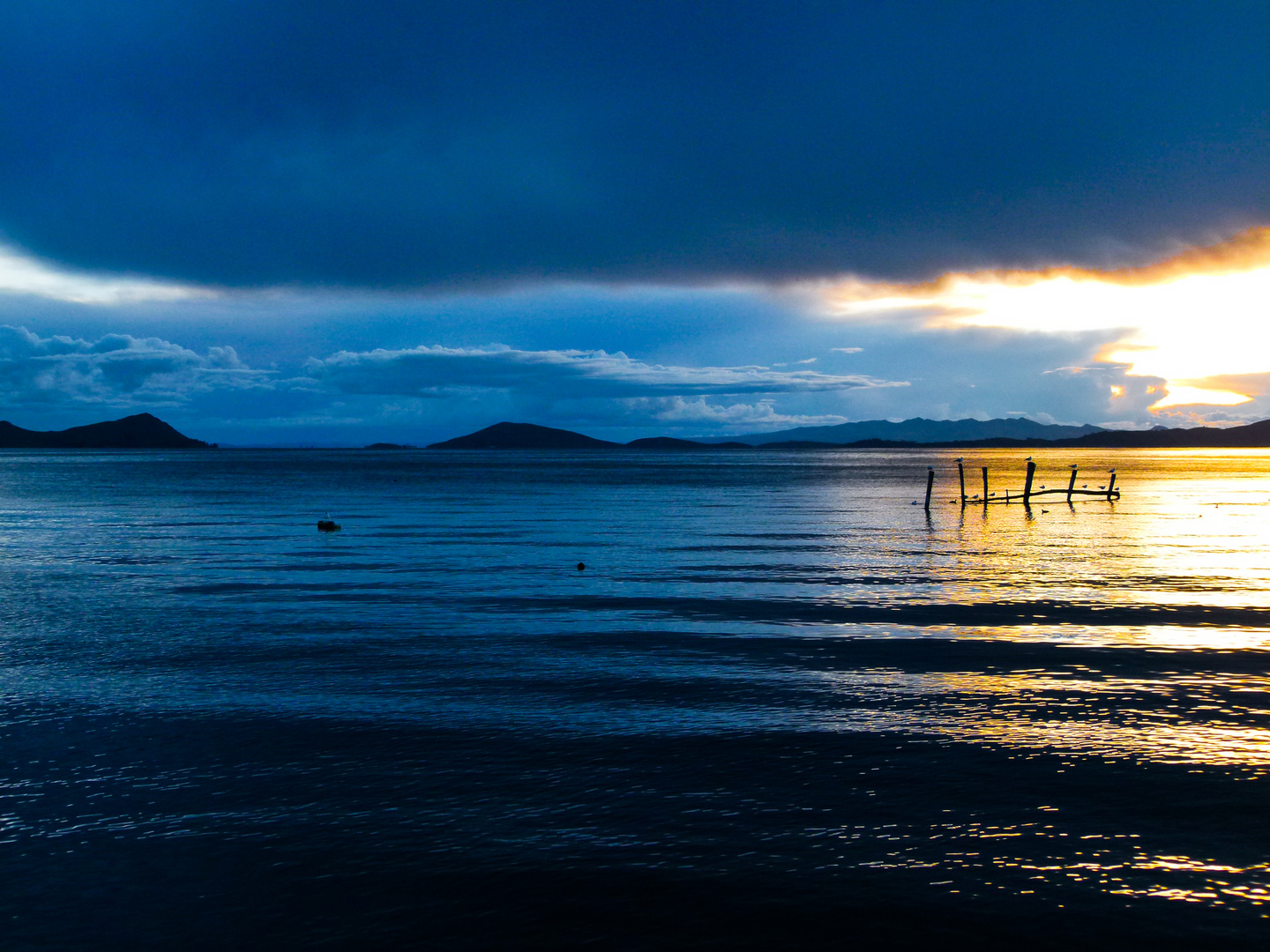 Titikakasee bei Sonnenuntergang