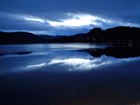 Titisee bei Nacht