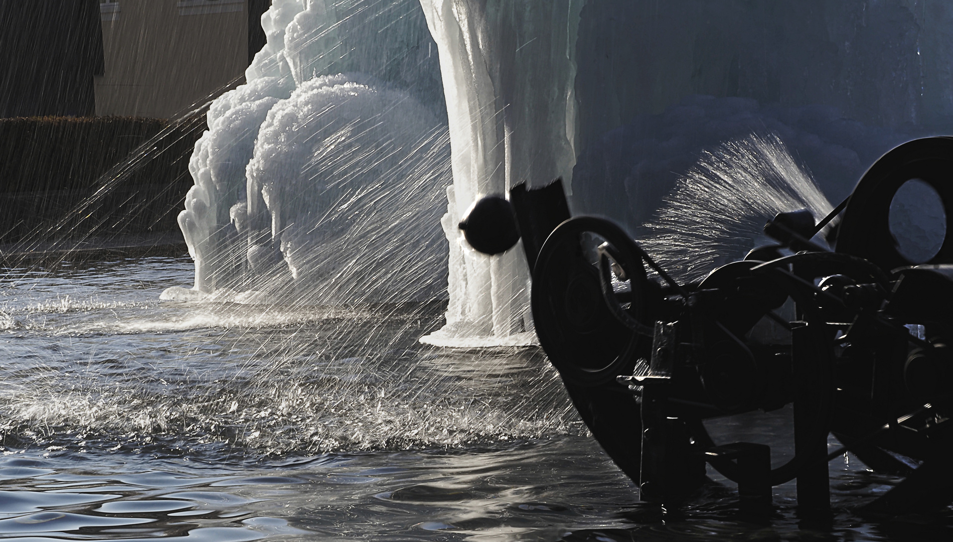 Tiungueliy Brunnen vereist 2017